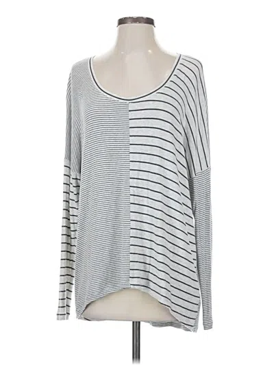 Pre-owned Cabi Long Sleeve Top Gray Scoop Neck Tops