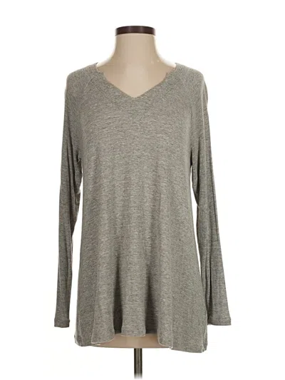 Pre-owned Cabi Long Sleeve Top Gray V Neck Tops