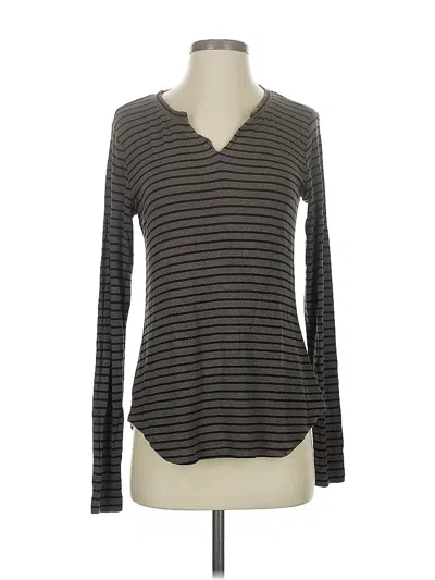 Pre-owned Cabi Long Sleeve Top Gray V Neck Tops
