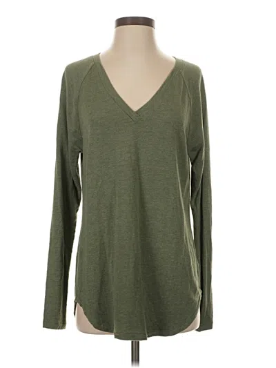 Pre-owned Cabi Long Sleeve Top Green V-neck Tops
