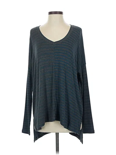 Pre-owned Cabi Long Sleeve T-shirt In Blue