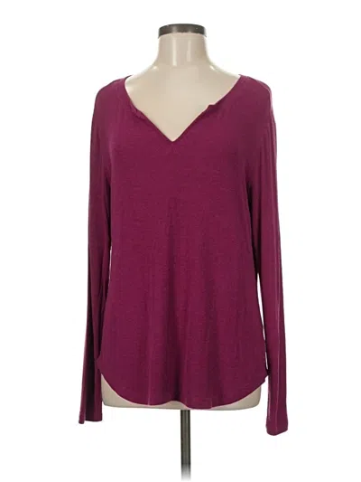 Pre-owned Cabi Long Sleeve T-shirt In Burgundy