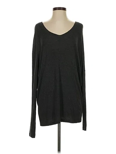 Pre-owned Cabi Long Sleeve T-shirt In Gray