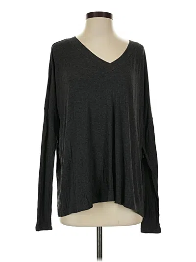 Pre-owned Cabi Long Sleeve T-shirt In Gray