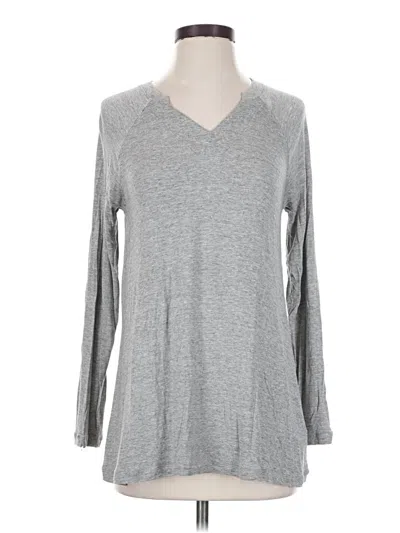 Pre-owned Cabi Long Sleeve T-shirt In Gray