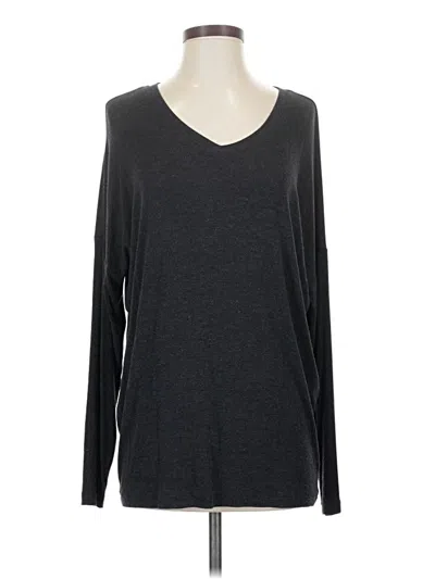 Pre-owned Cabi Long Sleeve T-shirt In Gray