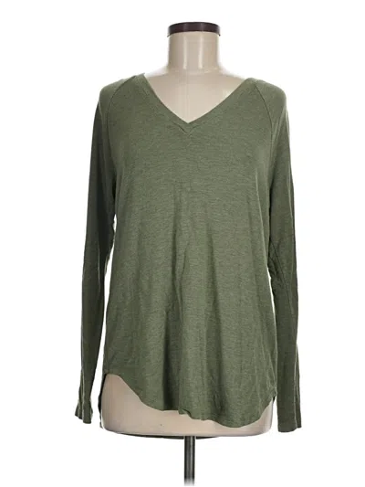 Pre-owned Cabi Long Sleeve T-shirt In Green