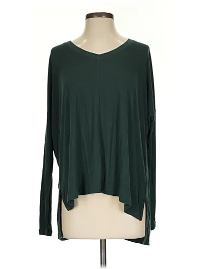 Pre-owned Cabi Long Sleeve T-shirt In Green