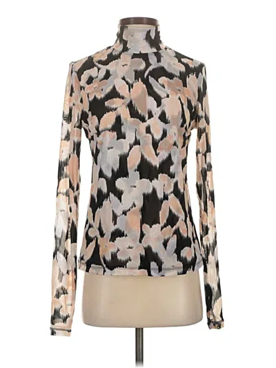 Pre-owned Cabi Long Sleeve T-shirt In Silver