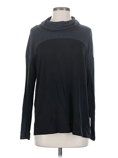 Pre-owned Cabi Long Sleeve Turtleneck In Black