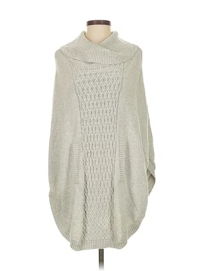 Pre-owned Cabi Poncho In Gray