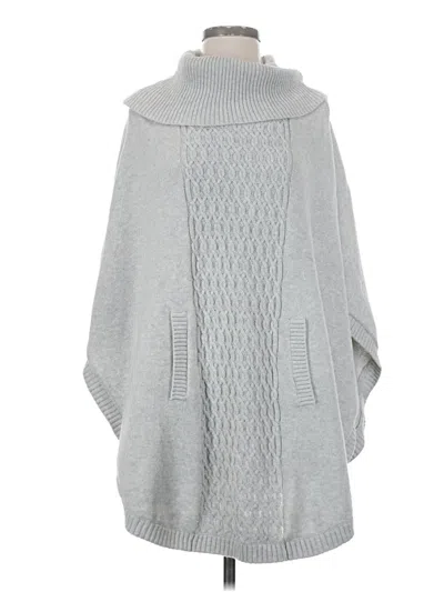 Pre-owned Cabi Poncho In Gray