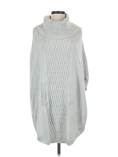 Pre-owned Cabi Poncho In Gray
