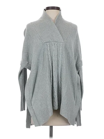 Pre-owned Cabi Poncho In Gray