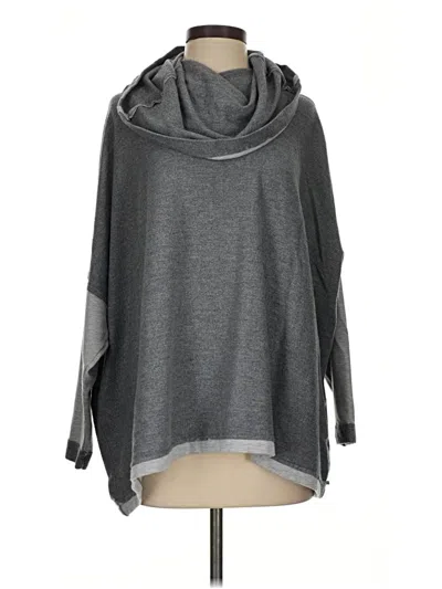 Pre-owned Cabi Poncho In Gray