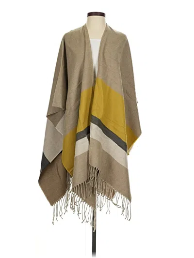 Pre-owned Cabi Poncho In Tan