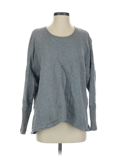 Pre-owned Cabi Pullover Sweater In Gray