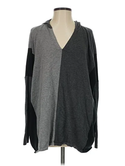 Pre-owned Cabi Pullover Sweater In Gray