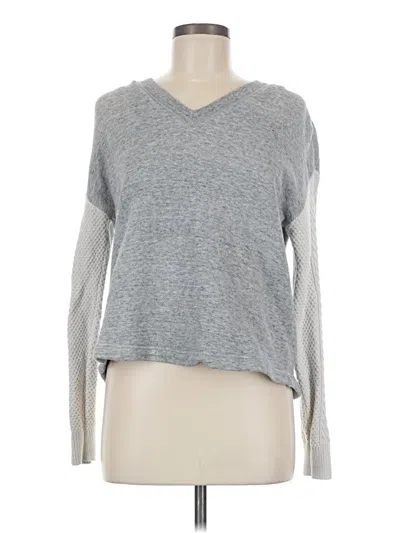 Pre-owned Cabi Pullover Sweater In Gray