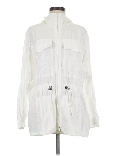 Pre-owned Cabi Raincoat In White