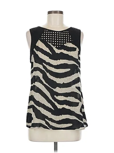 Pre-owned Cabi Sleeveless Blouse In Black