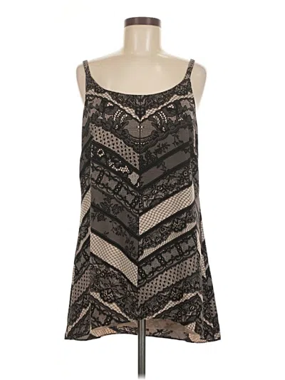 Pre-owned Cabi Sleeveless Blouse In Black