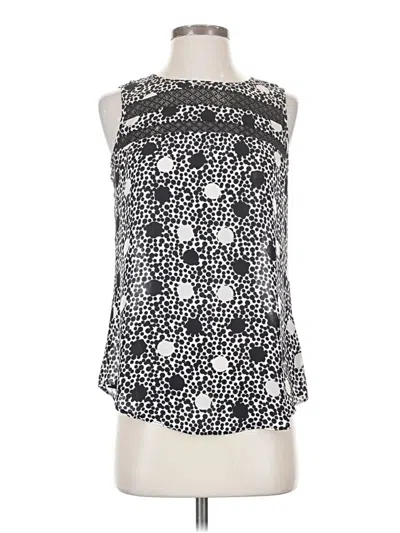 Pre-owned Cabi Sleeveless Blouse In Black