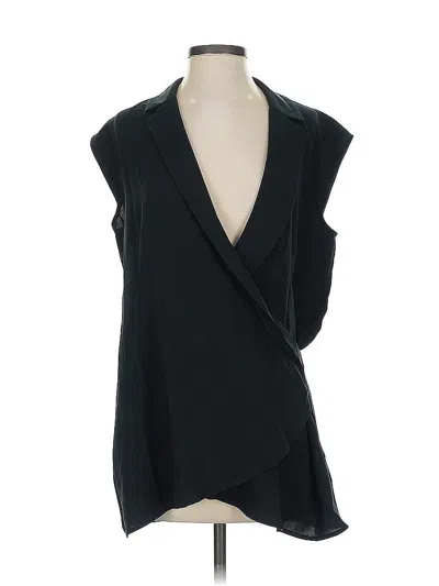 Pre-owned Cabi Sleeveless Blouse In Black