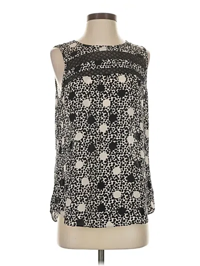 Pre-owned Cabi Sleeveless Blouse In Black