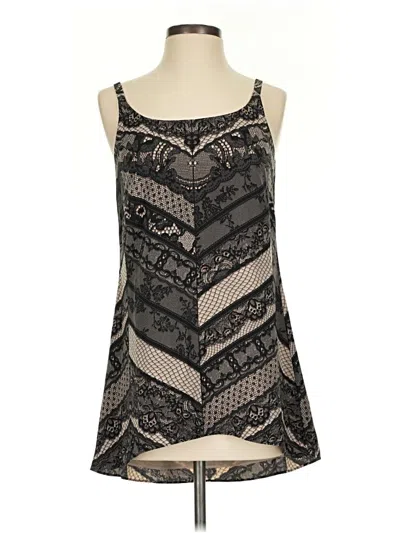Pre-owned Cabi Sleeveless Blouse In Black
