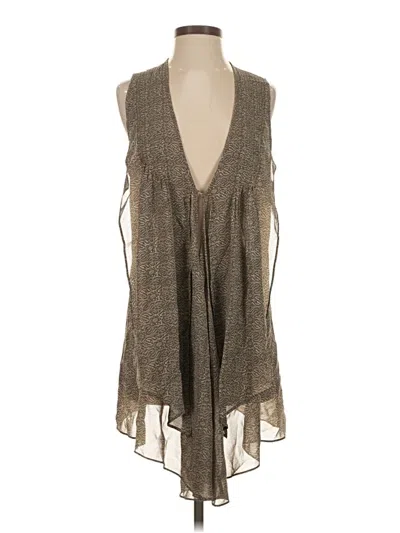 Pre-owned Cabi Sleeveless Blouse In Gray