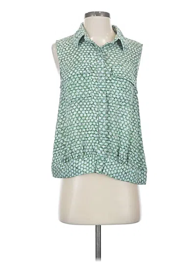 Pre-owned Cabi Sleeveless Blouse In Green