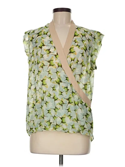 Pre-owned Cabi Sleeveless Blouse In Green