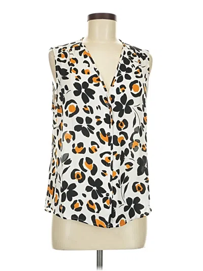 Pre-owned Cabi Sleeveless Blouse In White