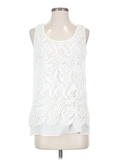 Pre-owned Cabi Sleeveless Blouse In White