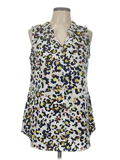 Pre-owned Cabi Sleeveless Blouse In White