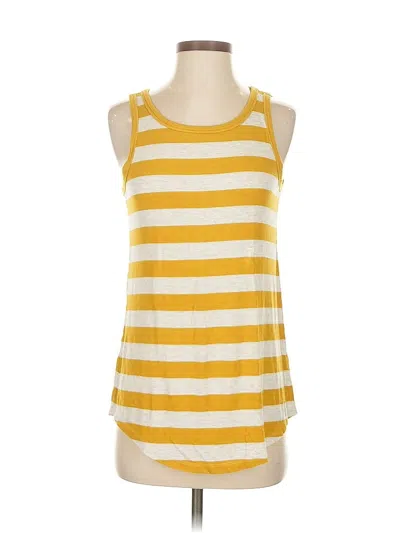 Pre-owned Cabi Sleeveless T-shirt In Yellow