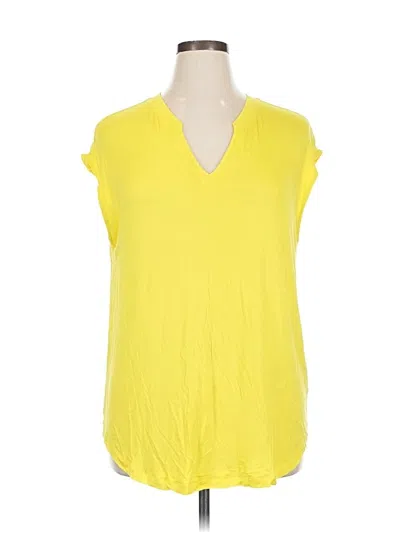 Pre-owned Cabi Sleeveless T-shirt In Yellow
