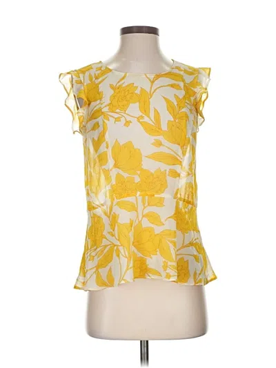 Pre-owned Cabi Sleeveless T-shirt In Yellow