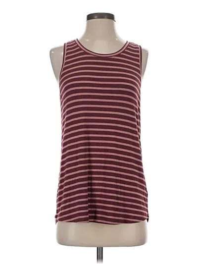Pre-owned Cabi Sleeveless T-shirt In Burgundy