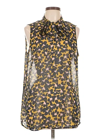 Pre-owned Cabi Sleeveless T-shirt In Gold