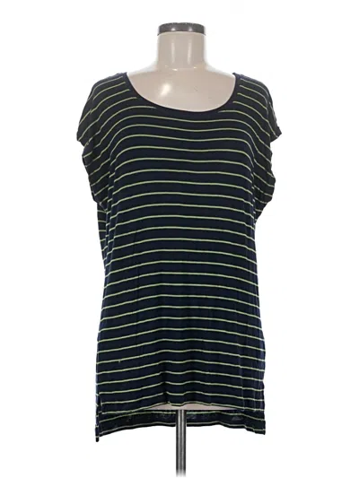 Pre-owned Cabi Sleeveless T-shirt In Green