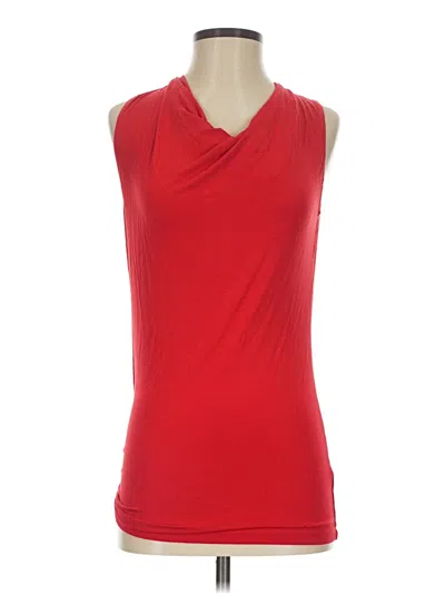 Pre-owned Cabi Sleeveless T-shirt In Red