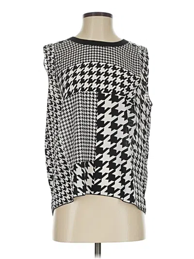 Pre-owned Cabi Sleeveless T-shirt In Silver
