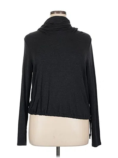 Pre-owned Cabi Turtleneck Sweater In Black