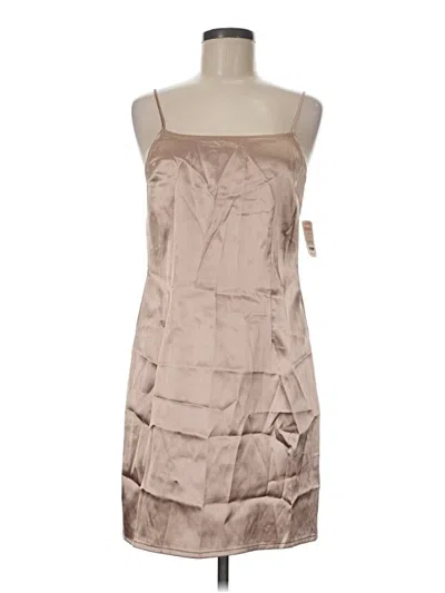Cachet Cocktail Dress In Tan