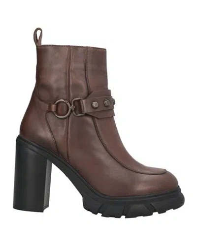 Cafènoir Woman Ankle Boots Brown Size 8 Leather