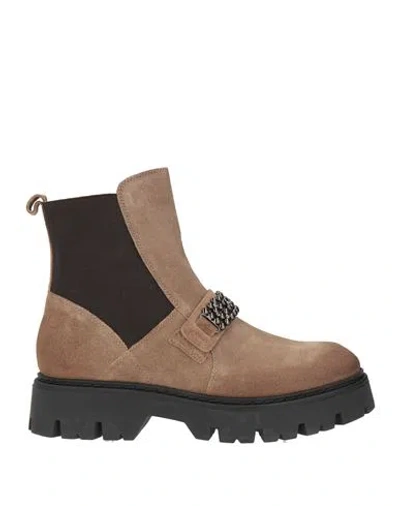 Cafènoir Woman Ankle Boots Light Brown Size 8 Leather In Sand