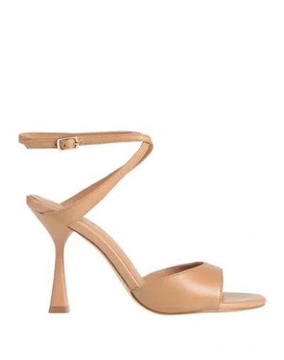 Cafènoir Woman Sandals Camel Size 8 Leather
