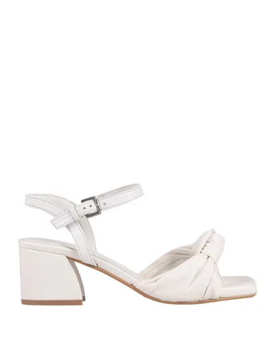 Cafènoir Sandals In White